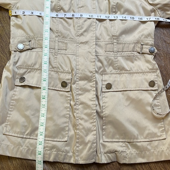 Jones New York Beige Windbreaker Parka Lightweight Fall Jacket Size S - Picture 17 of 17